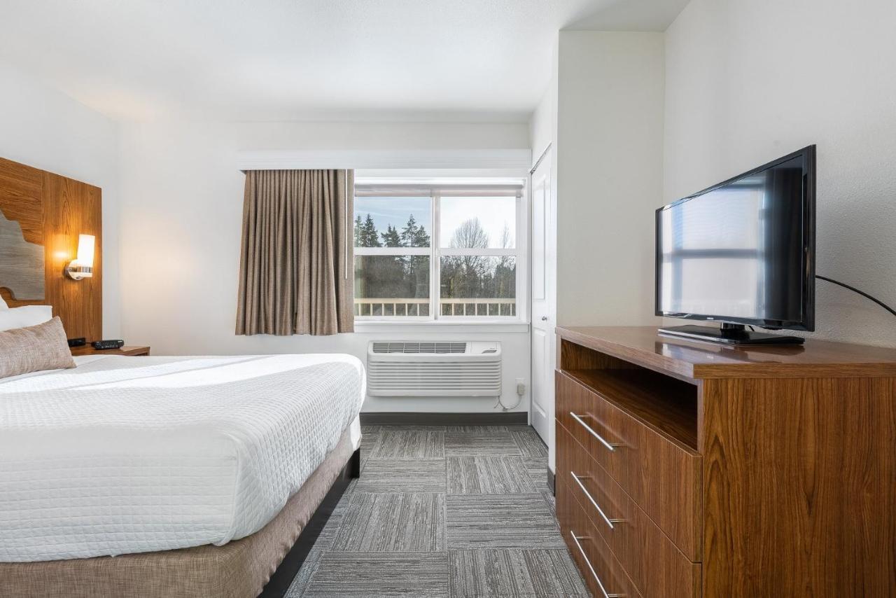 Marshall Suites Bainbridge Island Bagian luar foto