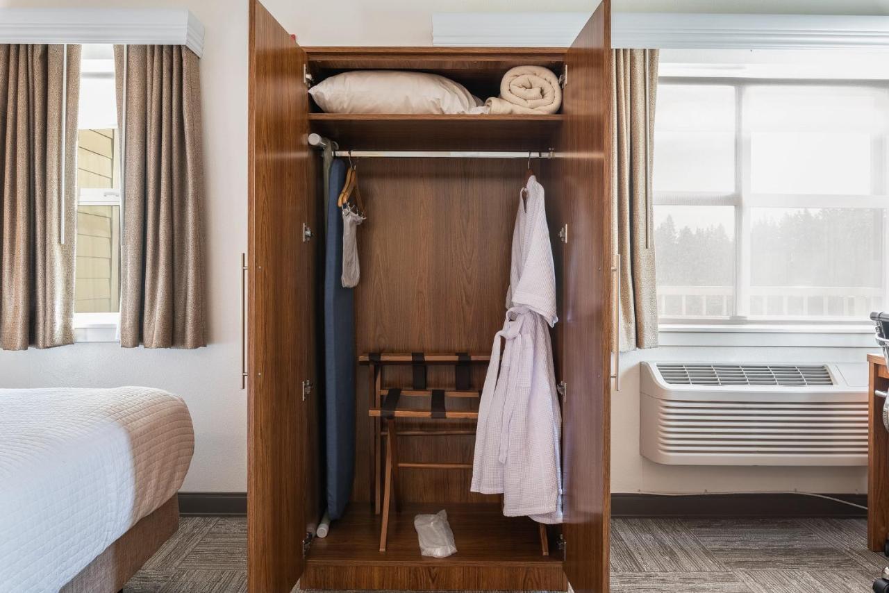Marshall Suites Bainbridge Island Bagian luar foto