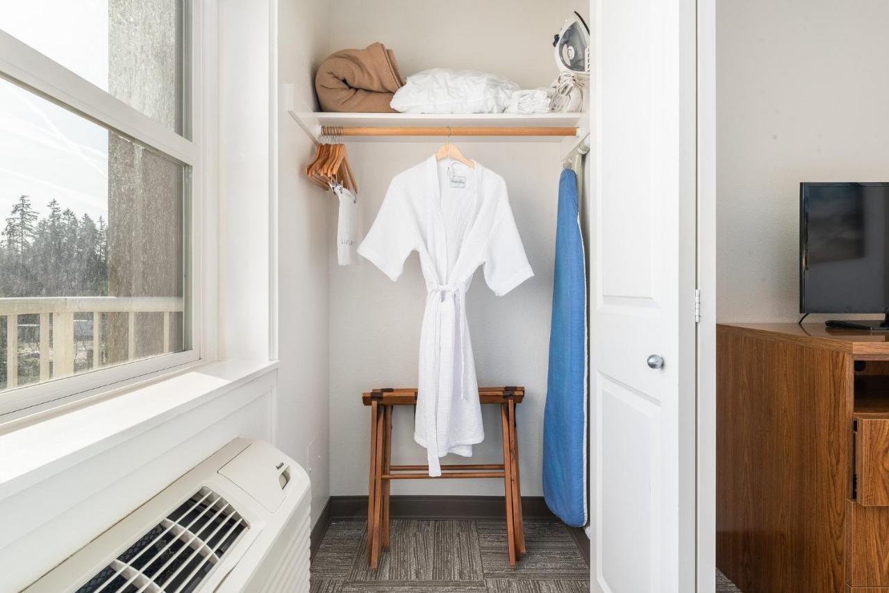 Marshall Suites Bainbridge Island Bagian luar foto