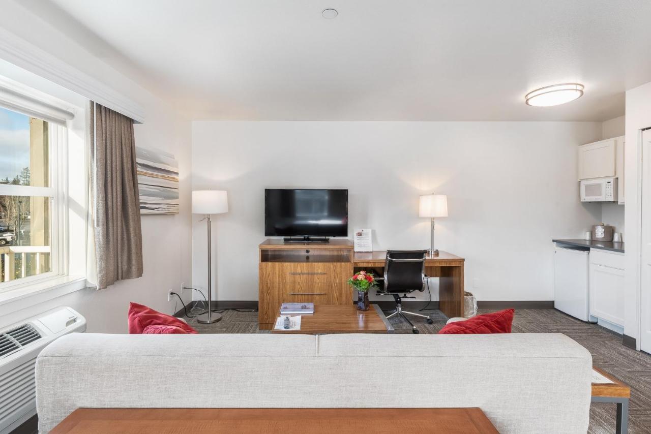 Marshall Suites Bainbridge Island Bagian luar foto