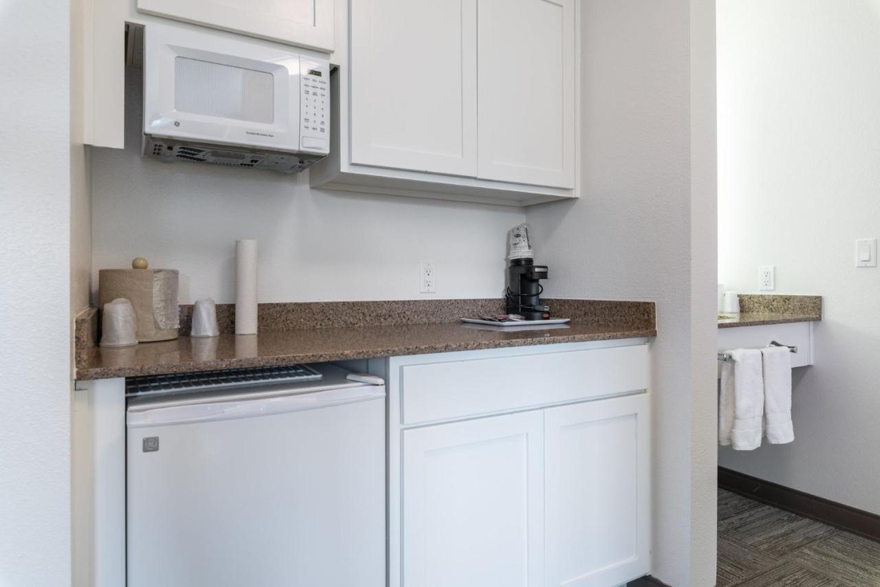 Marshall Suites Bainbridge Island Bagian luar foto