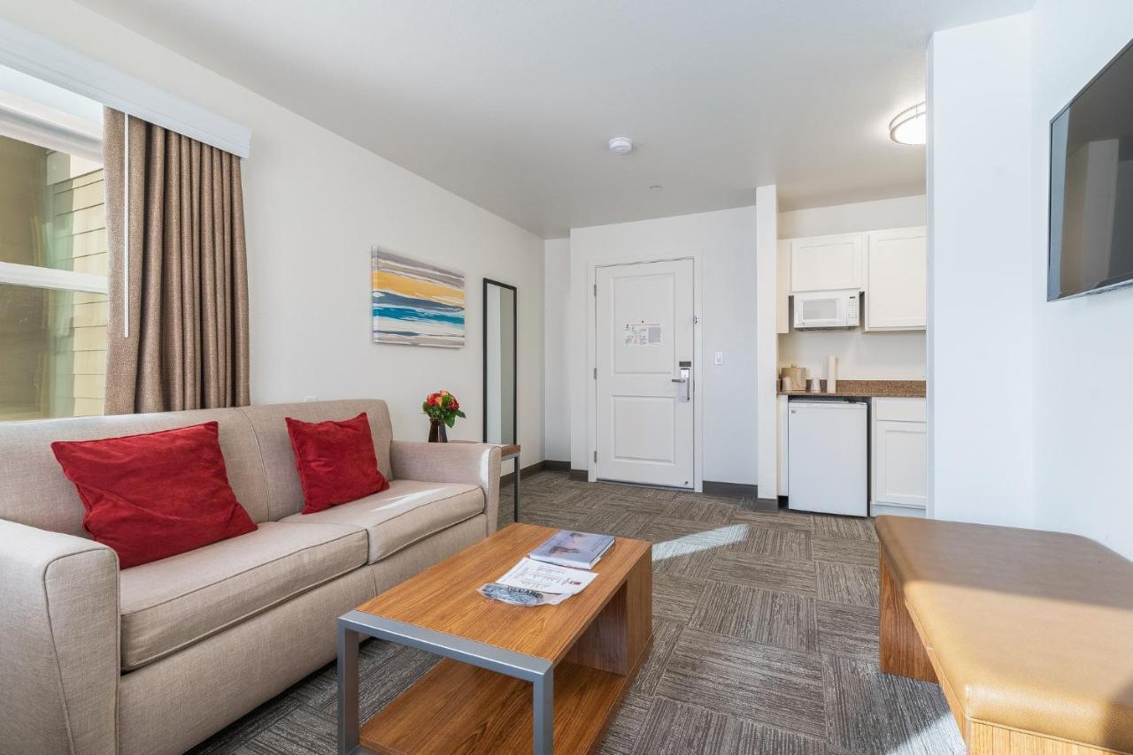 Marshall Suites Bainbridge Island Bagian luar foto