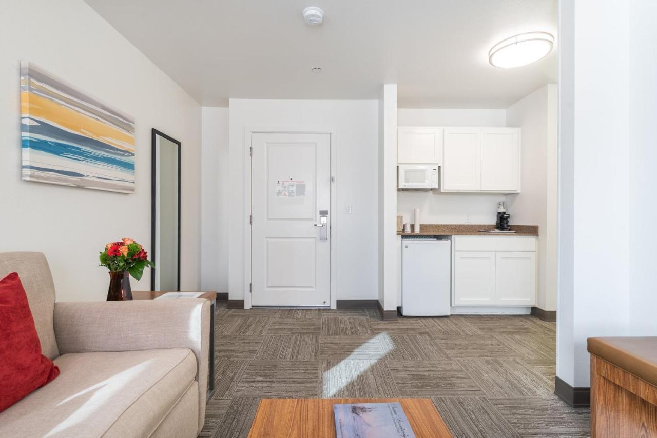 Marshall Suites Bainbridge Island Bagian luar foto