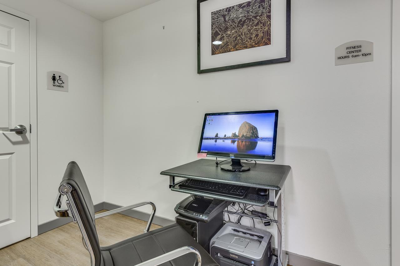 Marshall Suites Bainbridge Island Bagian luar foto